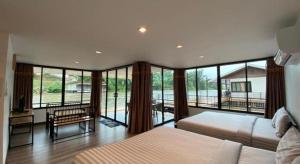 Riverside Hill Resort and Restaurant