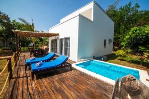 Shiri Beach Resort