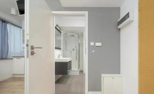 Tailored Comfort - Nowoczesny Apartament z Parkingiem, Rynek