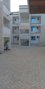Dolfin court apartment
