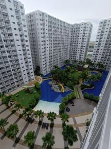 Shore Residences MOA View