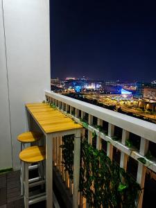 Shore Residences MOA View