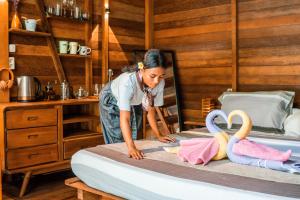 Bali WOW! Bungalows - Tropical Stay Near the Beach & Pools