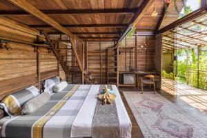 Bali WOW! Bungalows - Tropical Stay Near the Beach & Pools
