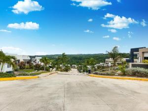 Luxury Pyramid Point Villa Ocho Rios