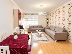 Dioras Apartment-Modern&Spacious, 5 Min Walk to City Center