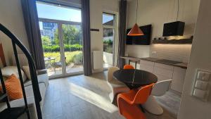 Apartament nad Odrą z antresolą, Rynek 500 m