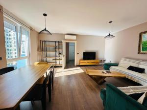 Modern Luxury Steps from Blloku
