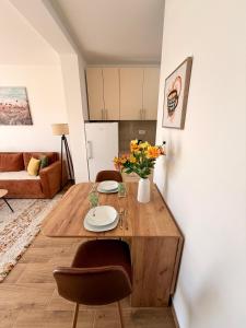 Tesla Airport Cozy Home