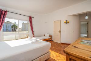 #278 Central Apartment Local Experience