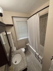 Cozy Private Room with Parking