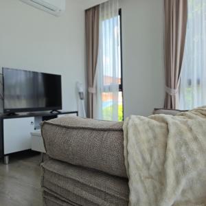 Phuket Sirinat international park condominuim for rent