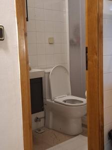 Tranquil 1-Bedroom Apartment in Central Karyaka, Turkey