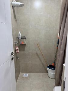 17 Group Kirawa Road