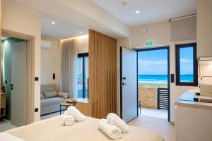 Armyra suites