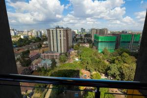 3 bedroom 15th floor Wilma Towers with 3 balconies