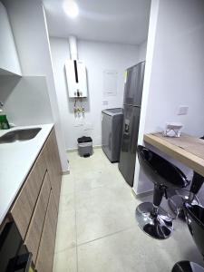 Modern and Brand-New Apt 2026 for up to 5 people