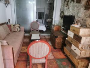 Apartment per day Stone house Djakonovic STAN NA DAN