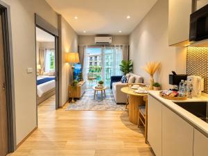 Title Serenity 1-Bedroom Suite with Balcony and pool view by TVC SRC6709