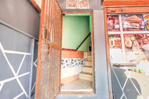 SPOT ON Royal King Guest House