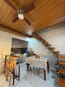 Cozy Private Room at Casa Les Yram Shared Spaces n Local Vibe
