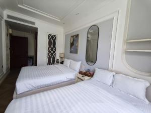 Green City Beachfront Hotel