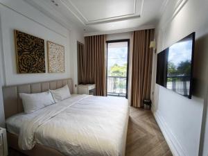 Green City Beachfront Hotel