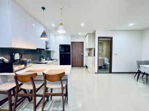 The Luxe Residence in Hà Đô Centrosa