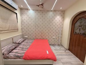 City Homes 2BHK COCHIN VILLA APARTMENT Near Lilavati Off Hill Road