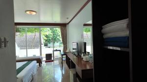Mam Kaibae Hotel