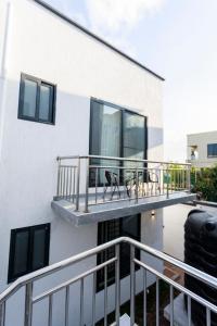 1BR Apartment Cozy Luxe with Swimming Pool-Goba