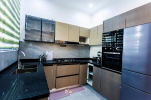1BR Apartment Cozy Luxe with Swimming Pool-Goba