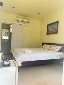 Little Guesthouse KadKongTa