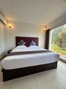 4 bedroom villa