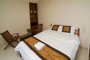 Pearl Crib Service Apartment