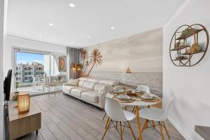 OCEAN GARDEN Sunset & Sunrise - Heated Pool - Lounge Zone - AC
