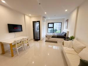 Studio 0308 Myas Homestay at S1005 Vinhome Grand Park