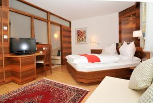 COSMO - Dolomites room collection