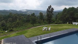 Lavees Pool