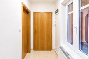 Modern & Bright City Center Studio for 2 by AP