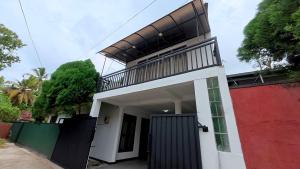 Pearl Apartment Air Conditioned 1 Bedroom Apartment Near Hikkaduwa