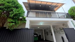 Pearl Apartment Air Conditioned 1 Bedroom Apartment Near Hikkaduwa