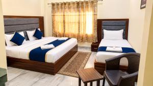 Hotel Boston Affordable Stays - #Parking #FullyAC #Best Rated Location #Modern Boutique Property
