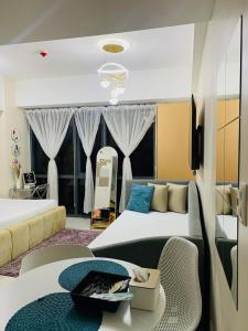 Spacious Studio Unit at Mckinley Hills