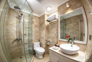 Hanoi Golden Moon Hotel & Travel