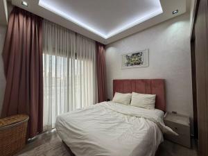 Two bedroom apartment close to M avenue
