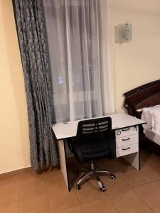 Mollys 1br luxury apartment next to pride inn
