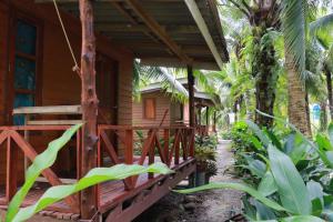 Lantacoconutgardenbungalow