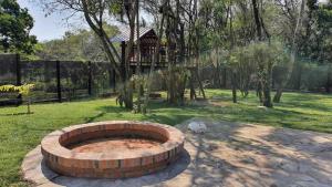 La Escondida Pool and garden in Sanber