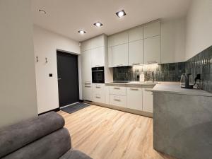 Rosevia Home